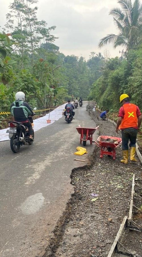 CV. Karya Dimas_Konstruksi Jalan 2025-04-22 at 02.00.48 (2)